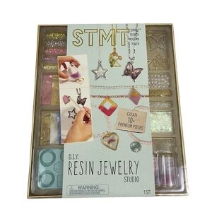 DIY Resin Jewelry Studio Kit